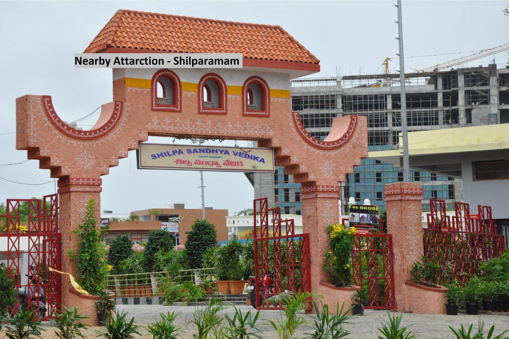 Townhouse Halcyon Deccan Inn Near Shilparamam Kondapur  Eksteriør bilde