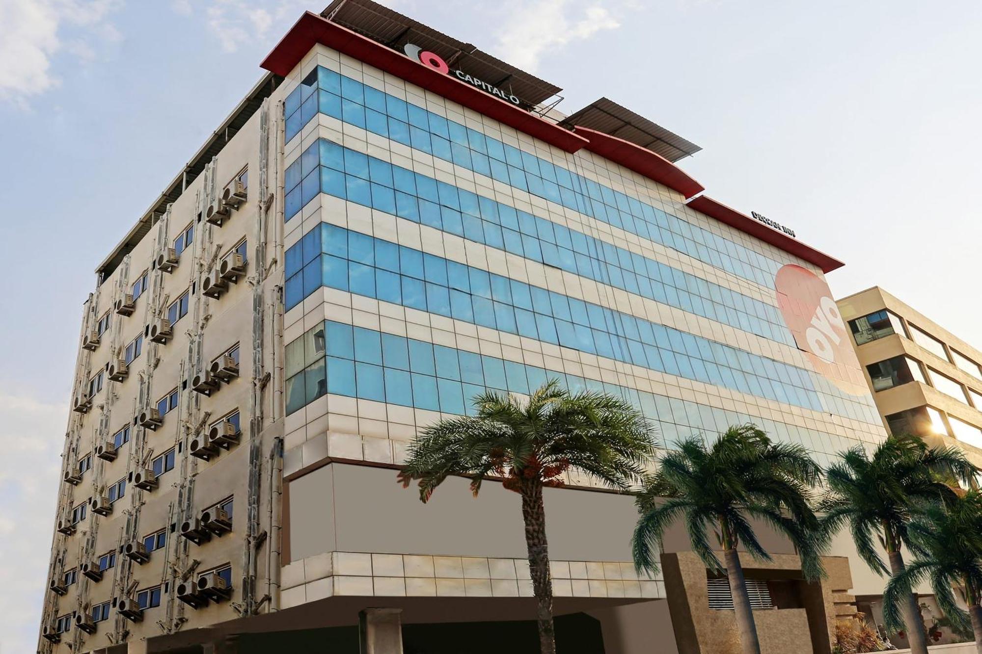 Townhouse Halcyon Deccan Inn Near Shilparamam Kondapur  Eksteriør bilde